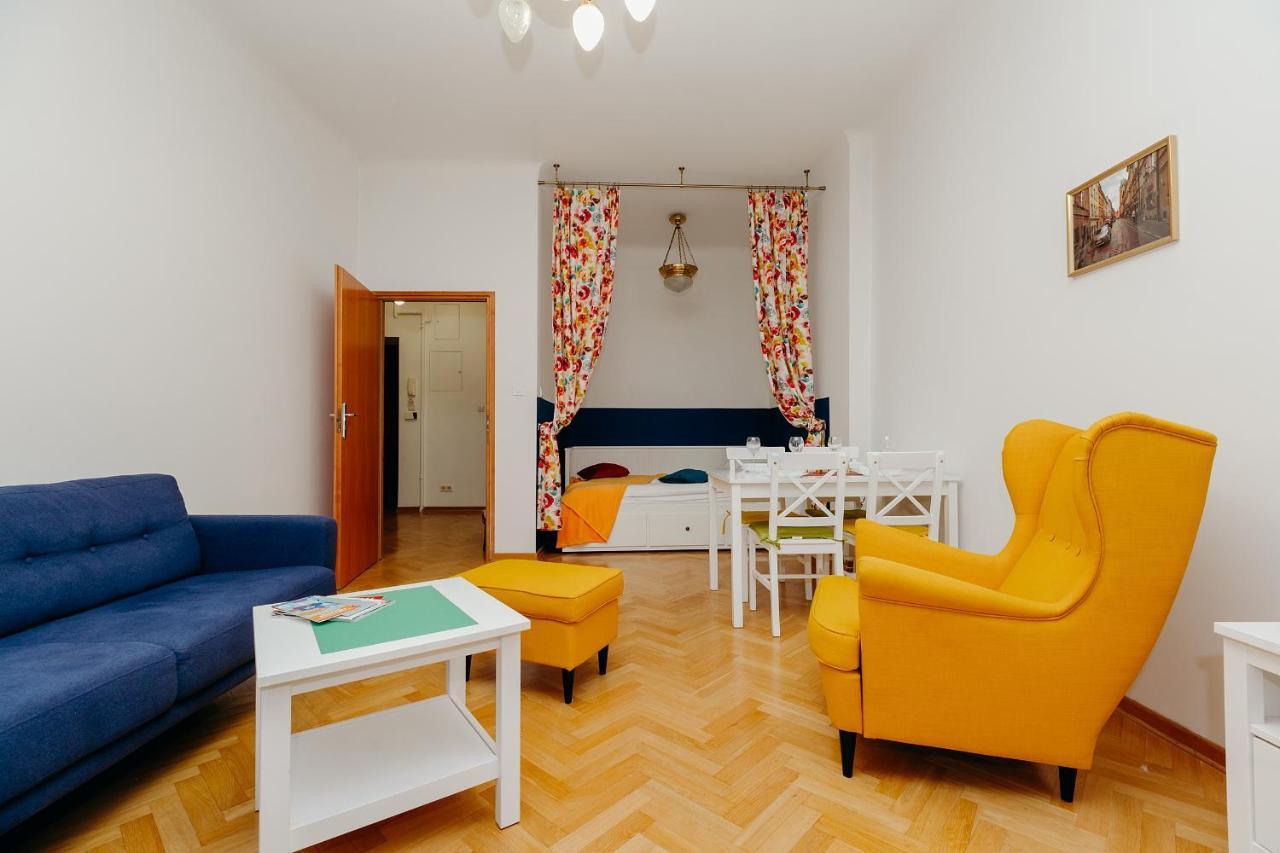 Apartment Shortstaypoland Piwna Warschau